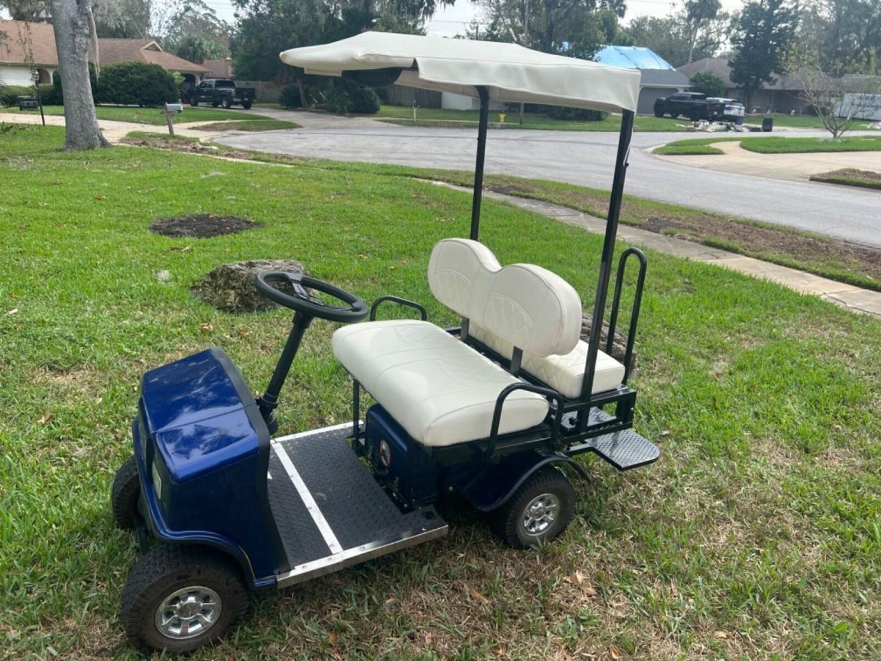 Kandi collapsible mini golf cart